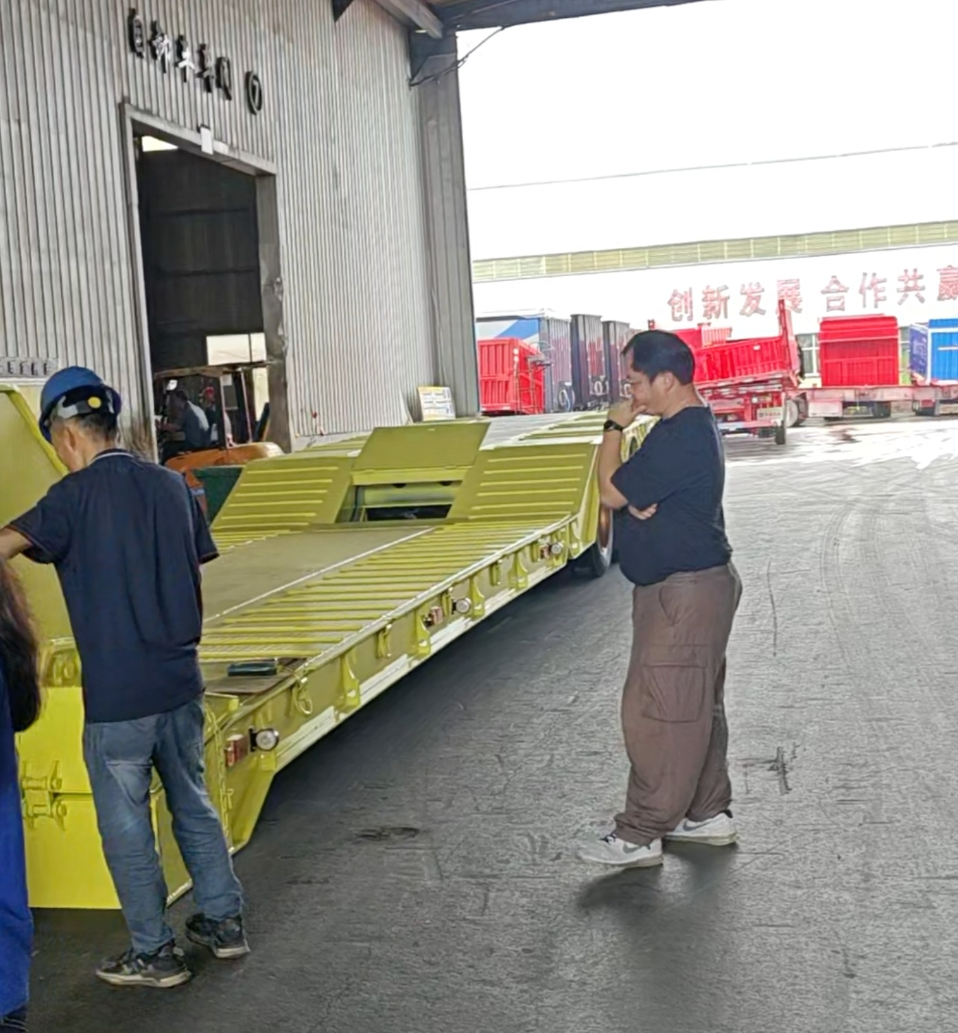 4-Axle Modular RGN Trailer for Malaysia