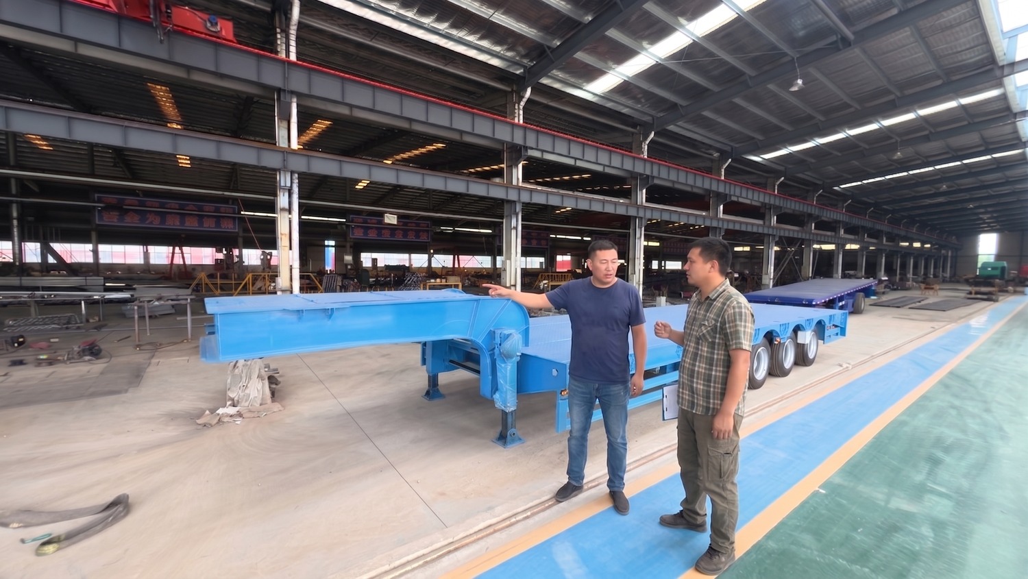 Kazakhstan 4-Axle Lowbed Trailer: Deck Layout Case